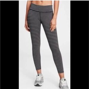 Gap Fit Black/White Legging Sz S